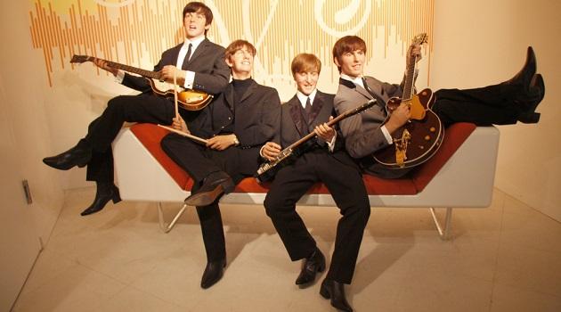 Beatles lançam o primeiro álbum Please Please Me-0