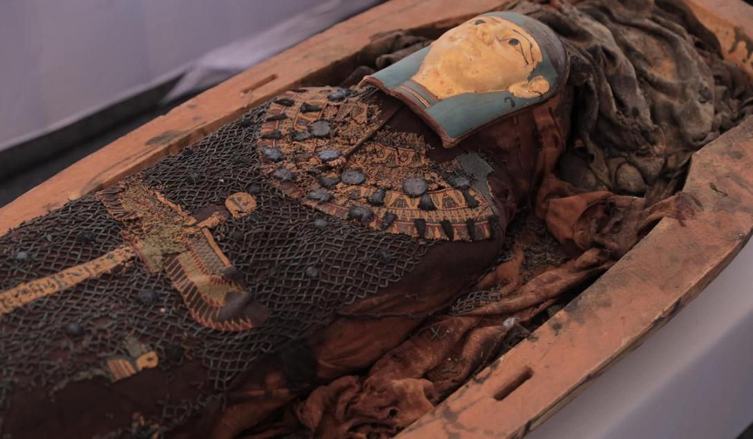 Novas escavações revelam tumbas de sacerdotes e de oficiais da elite do Antigo Egito-0