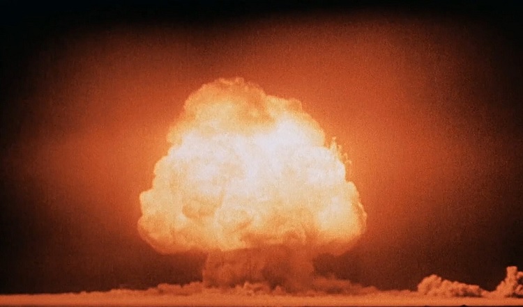 Primeiro teste de bomba atômica 