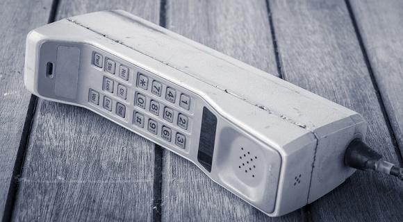 Primeira ligação pública é feita de um celular-0