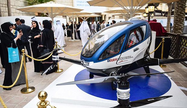 Táxis voadores e sem motorista começarão a operar em Dubai ainda este ano-0