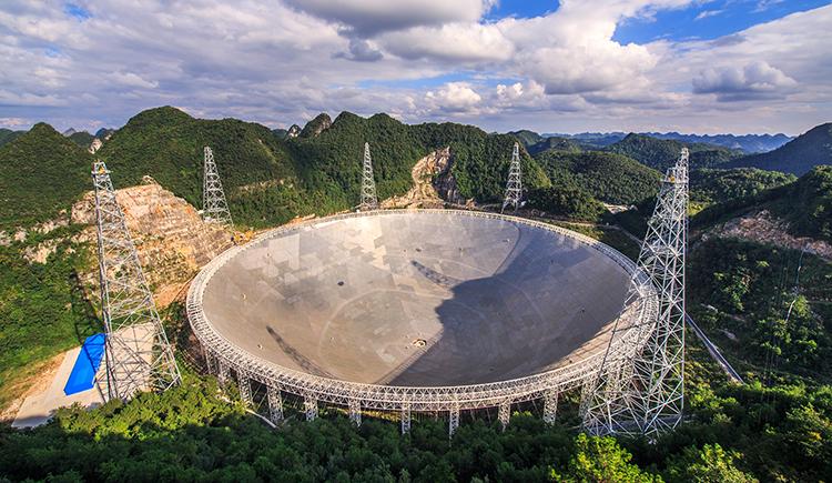 China usa o maior telescópio do mundo para buscar vida extraterrestre-0