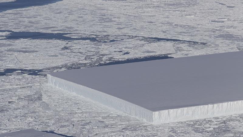 A NASA acaba de encontrar um raro iceberg retangular-0