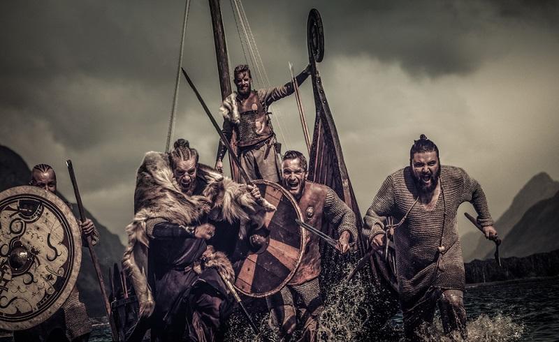 Vikings poderosos eram enterrados com seus cavalos-0