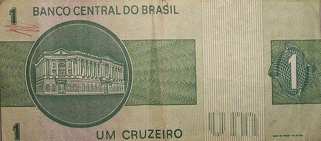 O Cruzeiro Real é adotado como nova moeda brasileira -0