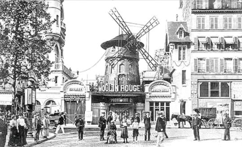 Famoso cabaré Moulin Rouge é aberto em Paris-0